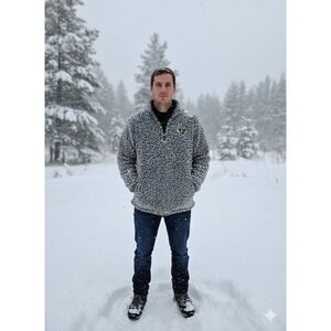 North & Acrux Size Xl. Sherpa Pullover 1/4 Zip. Mock Ne K, Pirate On Front